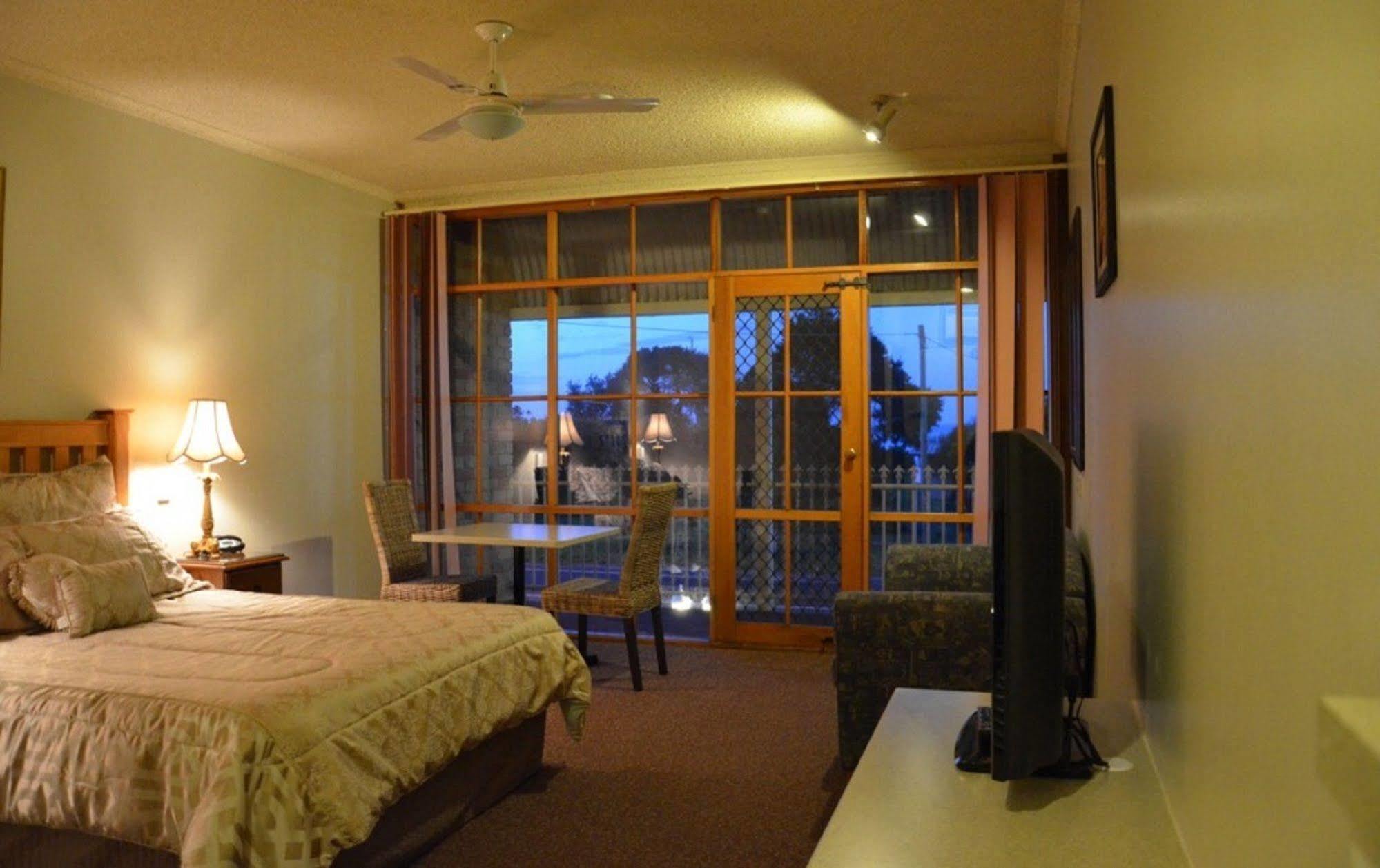 Bayview Motel Rosebud/Rye Esterno foto